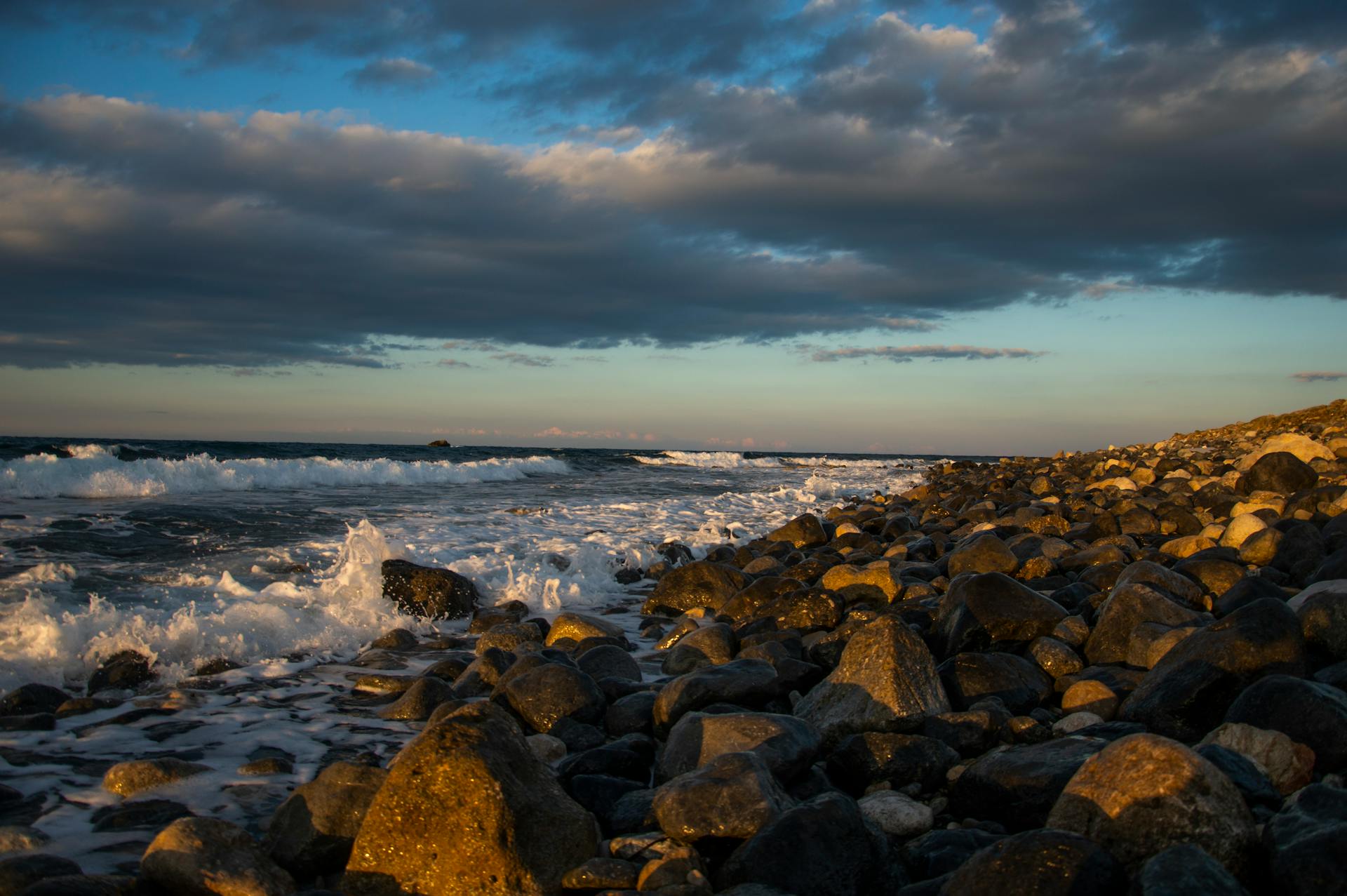 Benchmark Analysis on TidesDB v8.7.1 and RocksDB v11.0.3